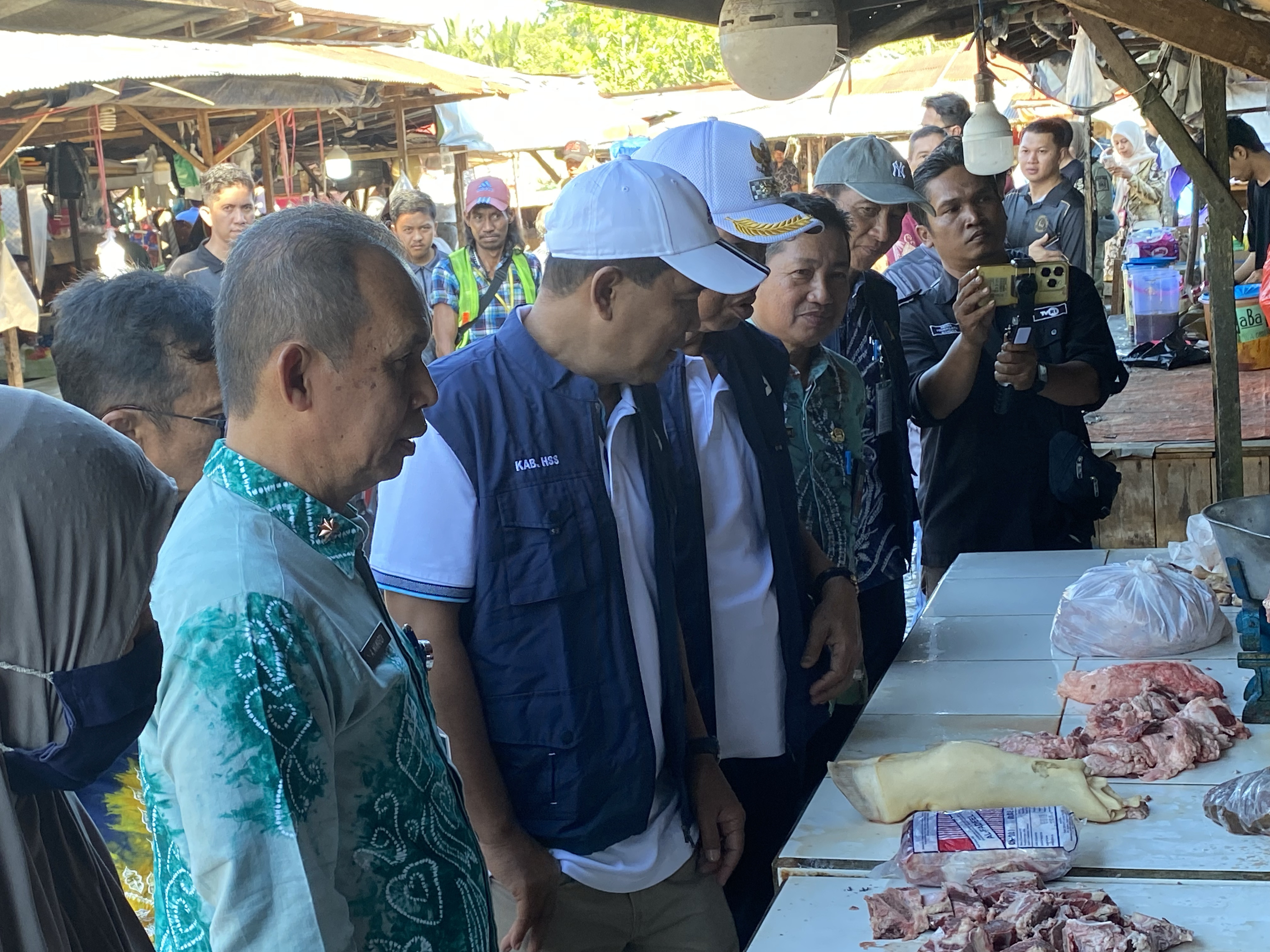 Jelang Idul Adha, Bupati HSS Pimpin Pemantauan Harga Bahan Pokok dan Rencana Renovasi Pasar Kandangan